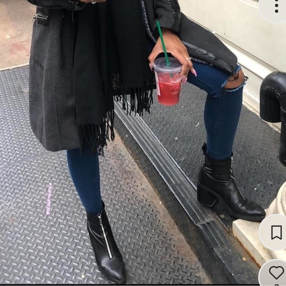 ZARA Leather Bootie - Picture 1 of 9